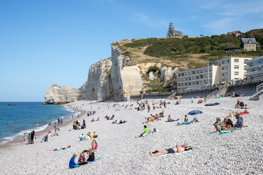 Het strand van Étretat, Normandië